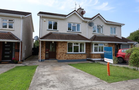 2 The Hollys, Bridgemount, Carrigaline, Co. Cork P43 KF24