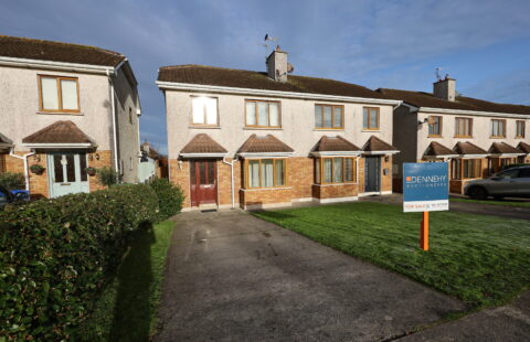 31 Wrenville, Pipers Cross, Carrigaline, Co. Cork P43NF74