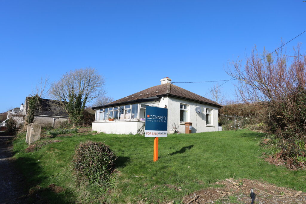 1-bed detached for sale at Bungalow on c.1/4 acre, Cuain, Sand Road, Fountainstown, Co. Cork P43KF44
