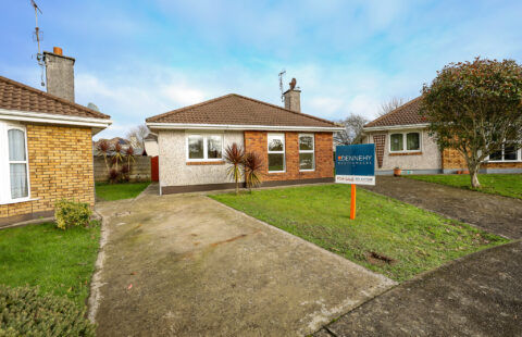 24 The Beeches, Bridgemount, Carrigaline, Co. Cork, P43KR59